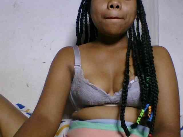 Taniah webcam