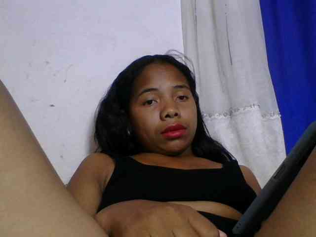 Taniah webcam