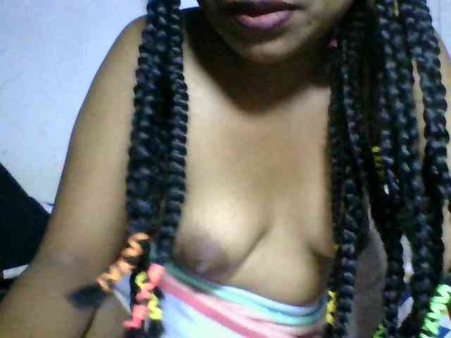 Taniah webcam