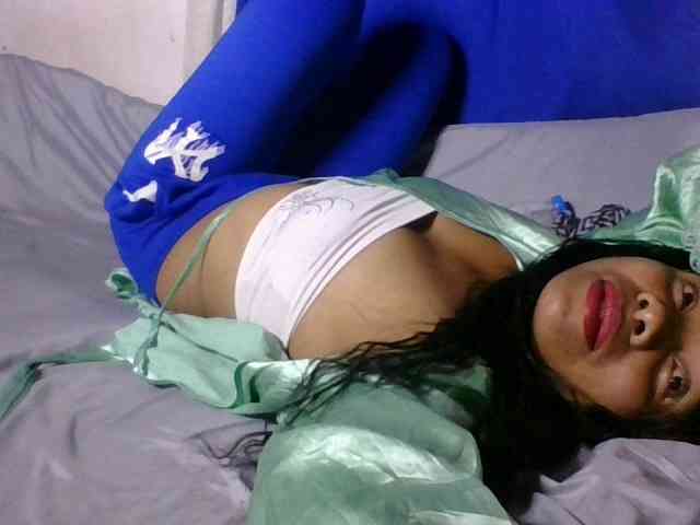 Taniah webcam