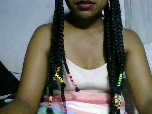 Taniah webcam