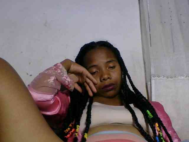 Taniah webcam