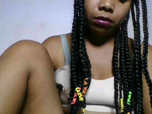 Taniah webcam