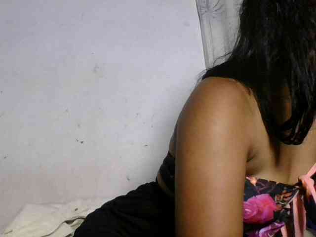 Taniah webcam