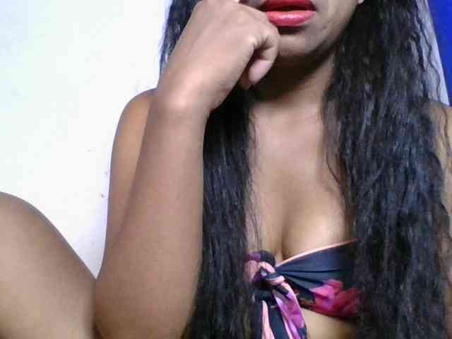 Taniah webcam