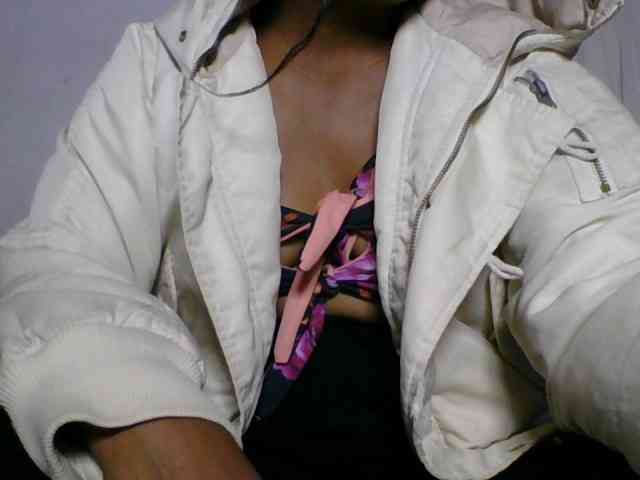 Taniah webcam