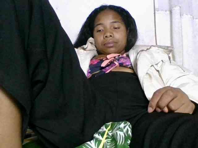 Taniah webcam