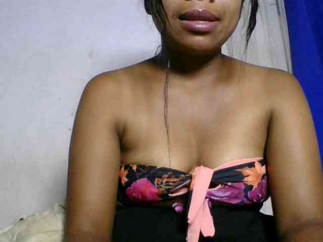 Taniah webcam