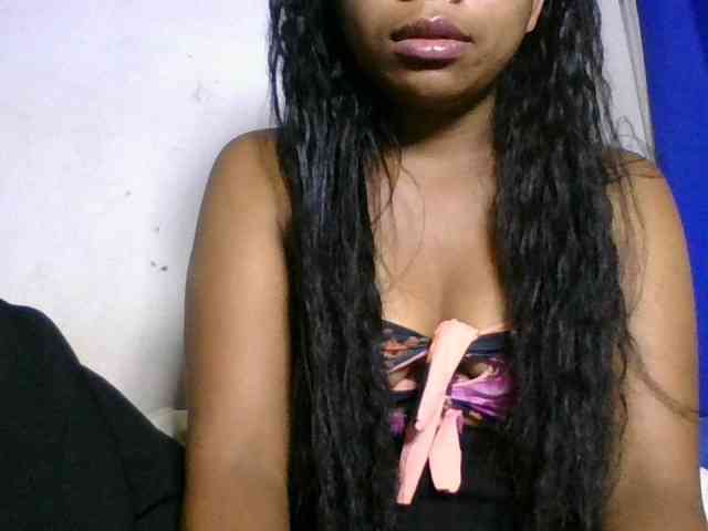 Taniah webcam