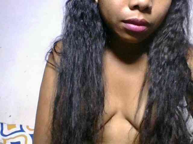 Taniah webcam