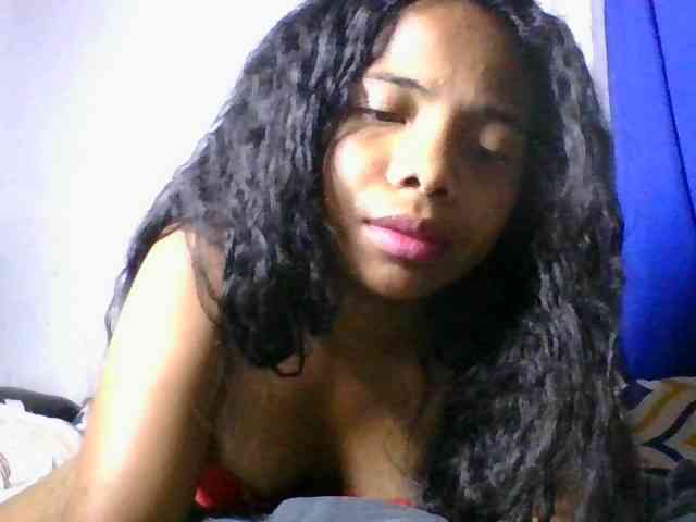 Taniah webcam