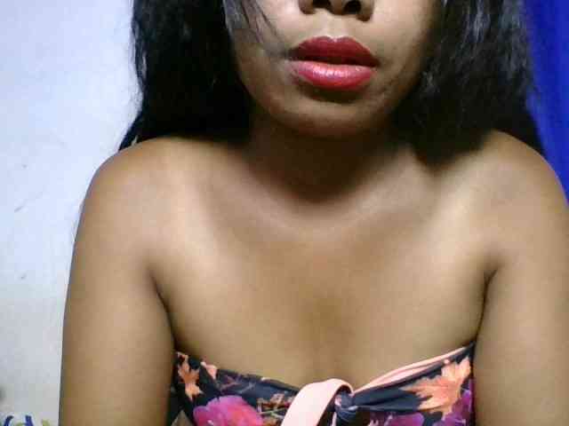 Taniah webcam
