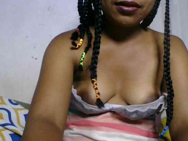 Taniah webcam