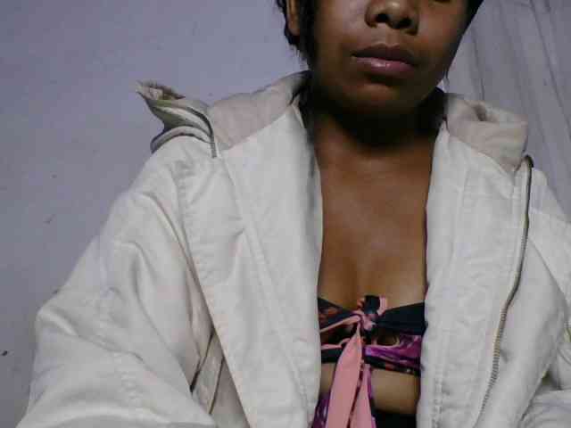 Taniah webcam