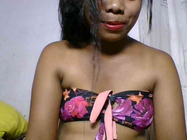 Taniah webcam