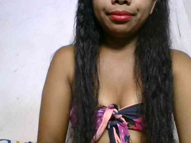 Taniah webcam