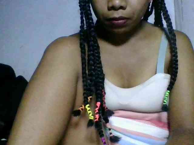 Taniah webcam