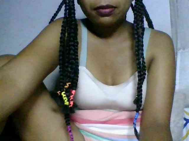 Taniah webcam