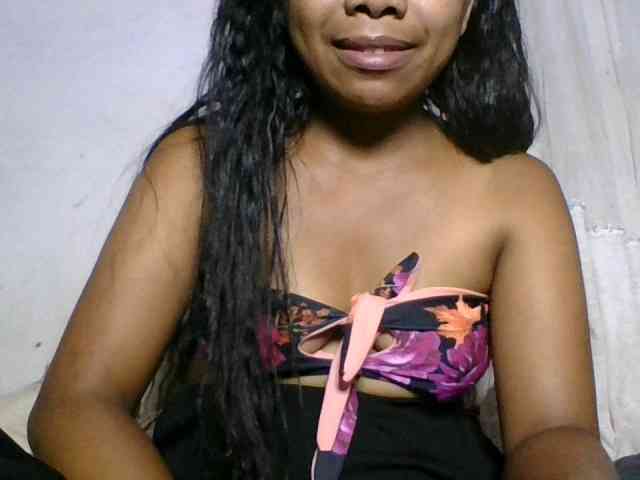 Taniah webcam