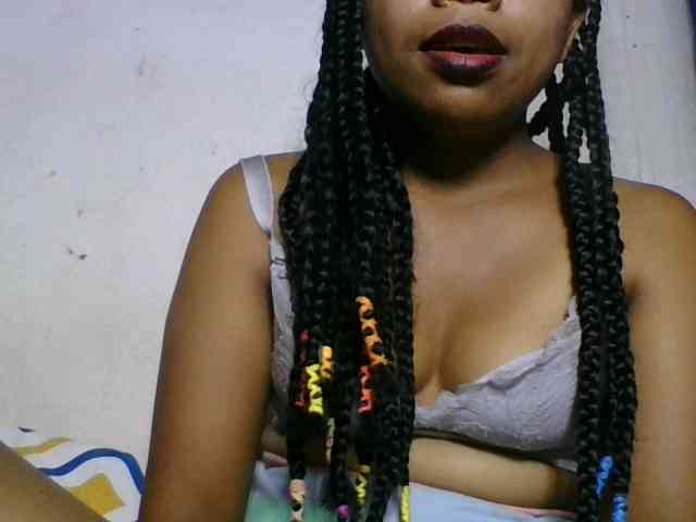 Taniah webcam