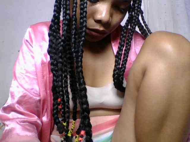 Taniah webcam