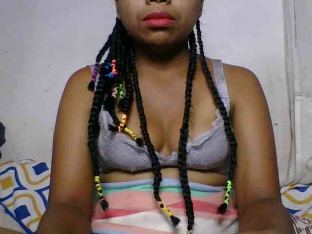 Taniah webcam