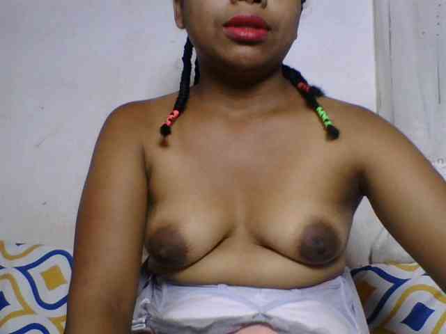 Taniah webcam