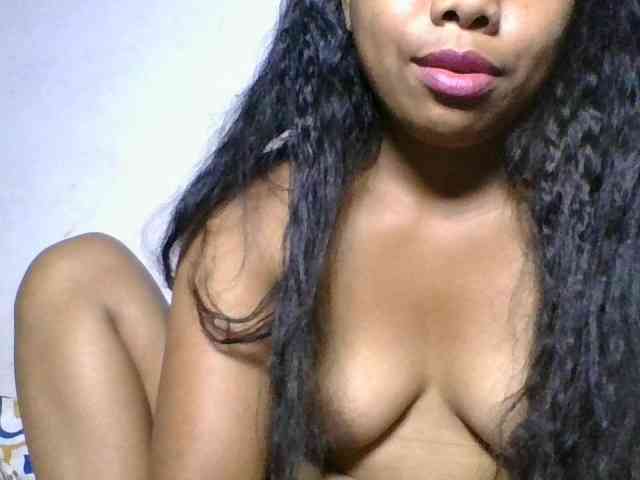 Taniah webcam