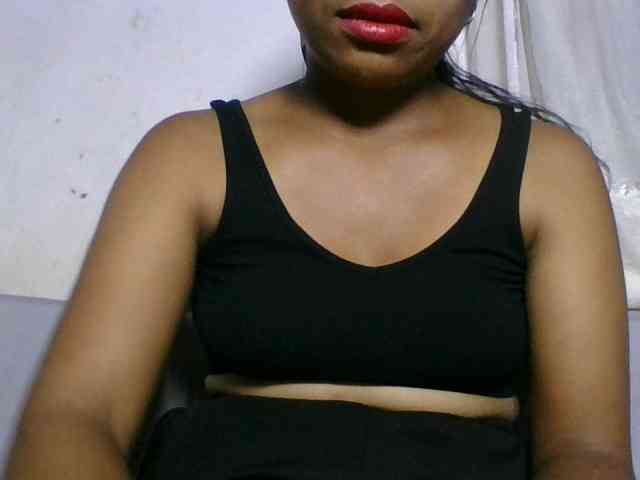 Taniah webcam