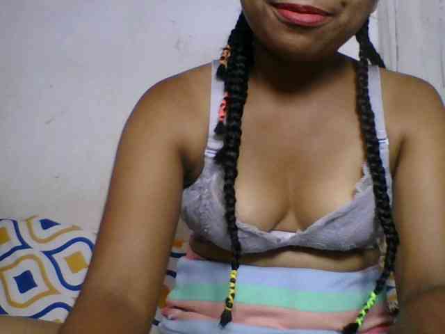 Taniah webcam