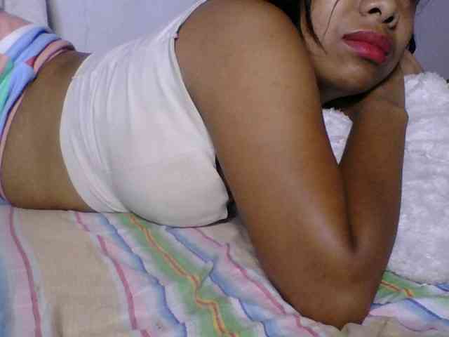 Taniah webcam