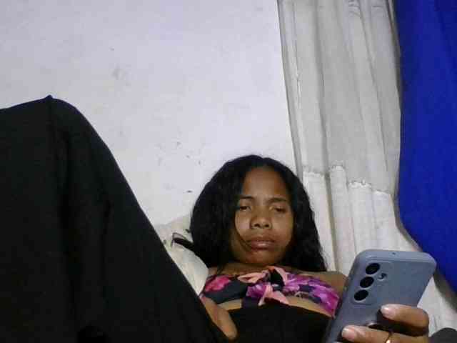 Taniah webcam