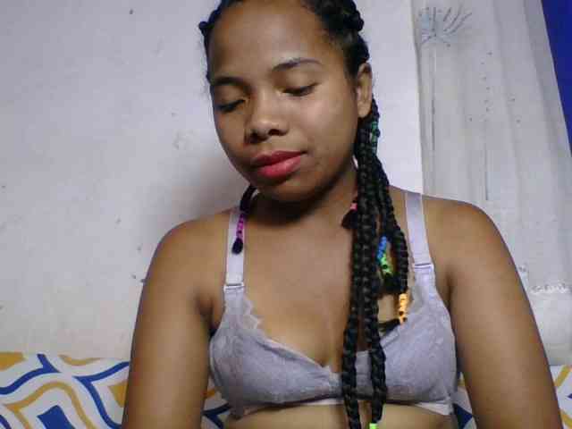 Taniah webcam