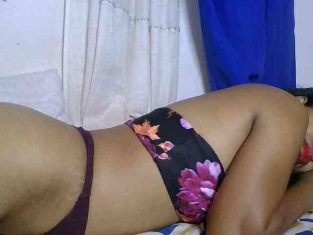 Taniah webcam