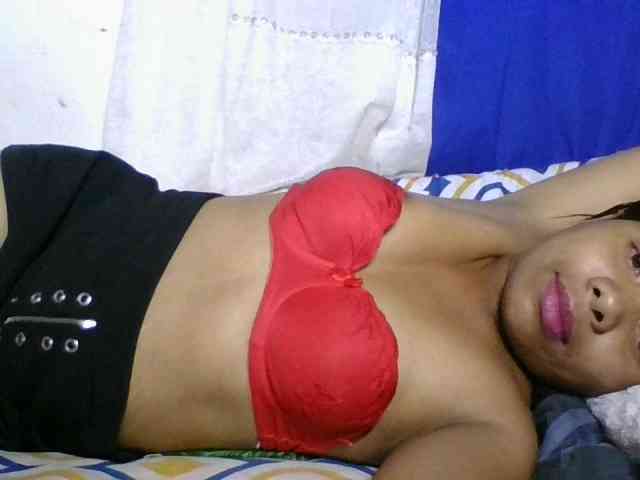 Taniah webcam