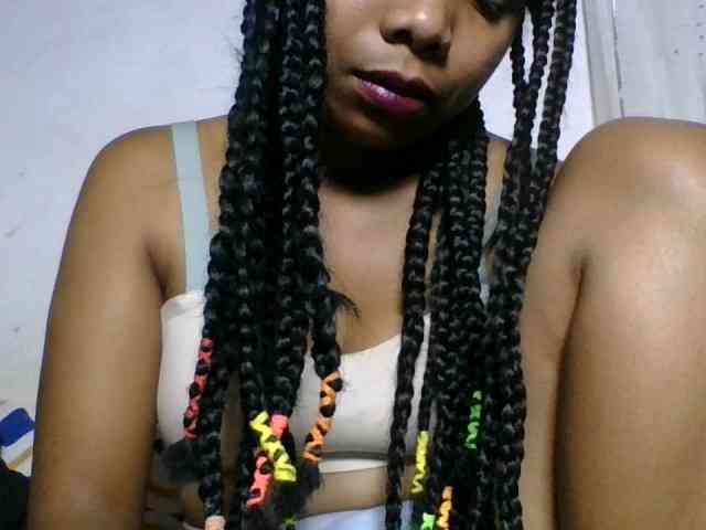 Taniah webcam