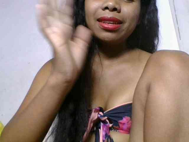 Taniah webcam