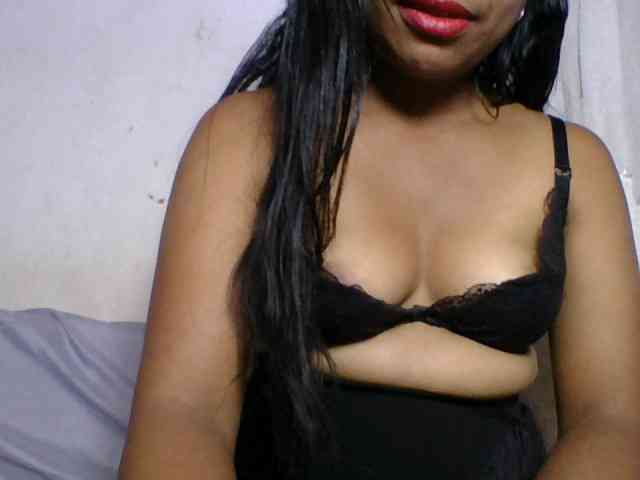 Taniah webcam