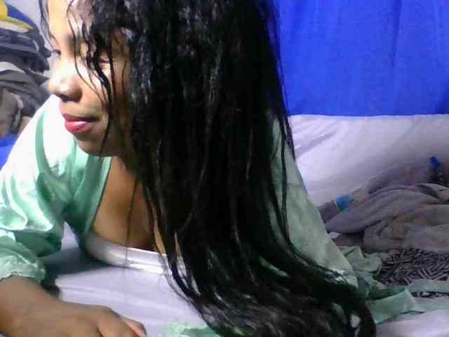 Taniah webcam
