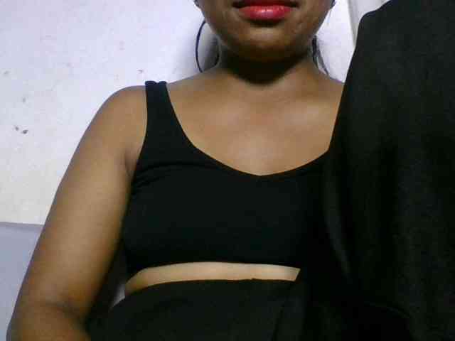 Taniah webcam