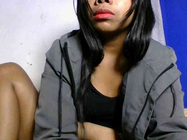 private live cam Taniah
