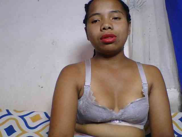 Taniah webcam