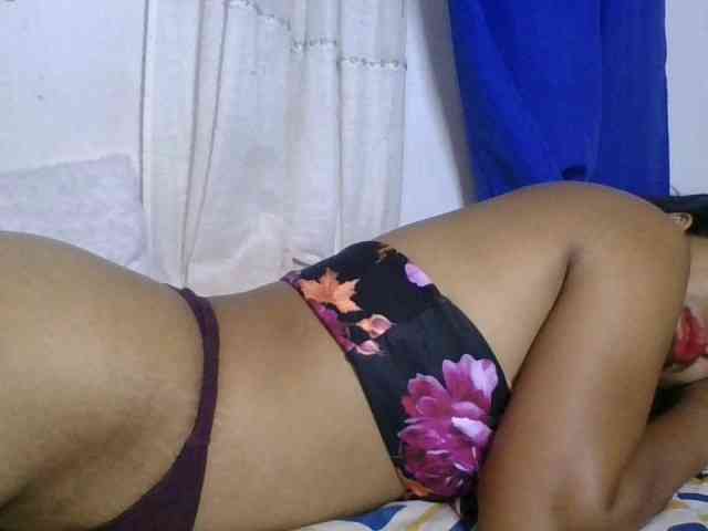Taniah webcam