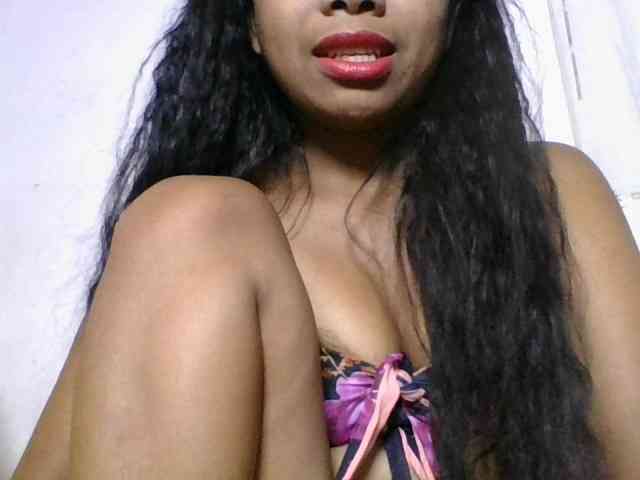 Taniah webcam