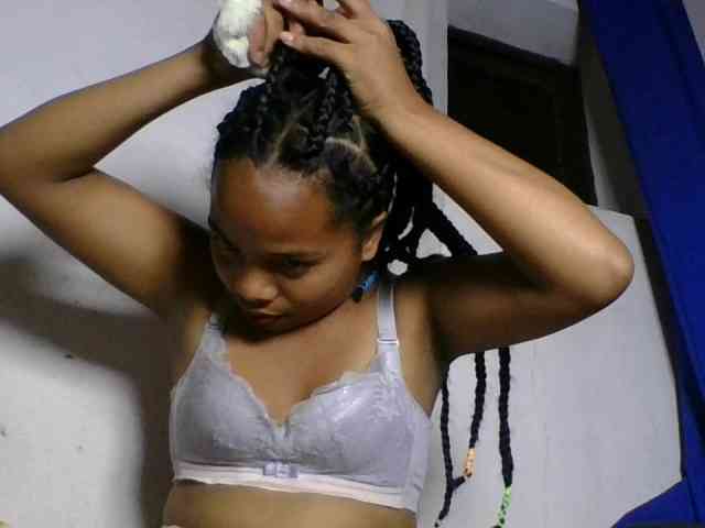 Taniah webcam