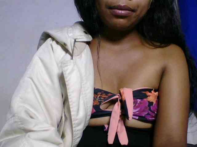 Taniah webcam