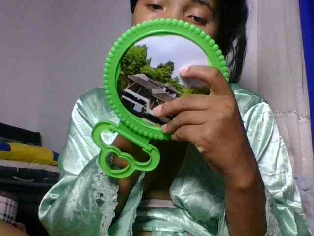 Taniah webcam