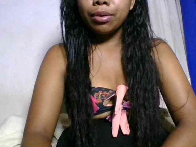 Taniah webcam