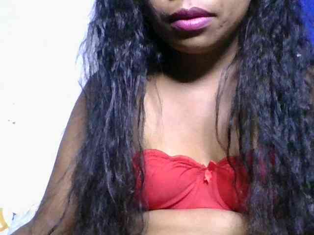 Taniah webcam
