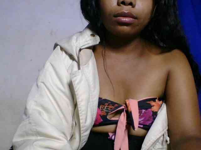 Taniah webcam